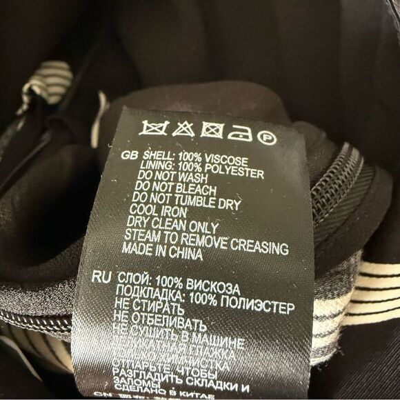 NWT REISS Vienna Black and White Stripe Satin Strapless Jumpsuit Size 10 - Picture 11 of 11